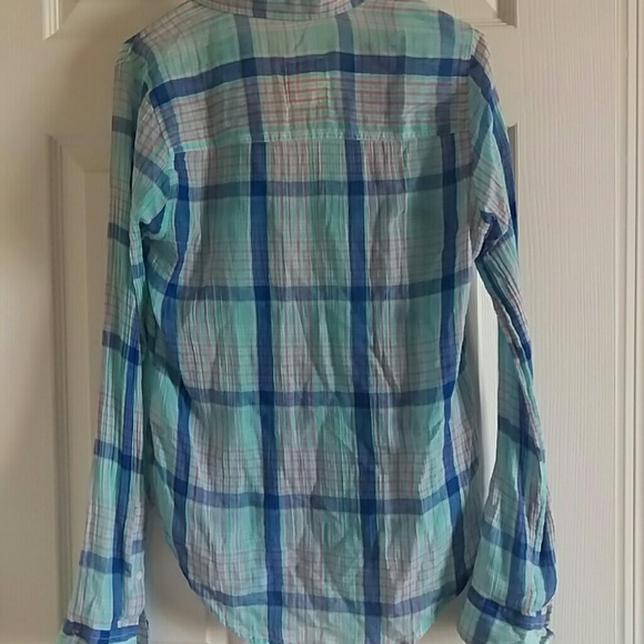 Blue and green button down shirt - Picture 2 of 4