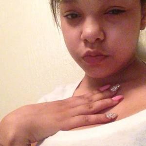 Meet your Posher, Korie