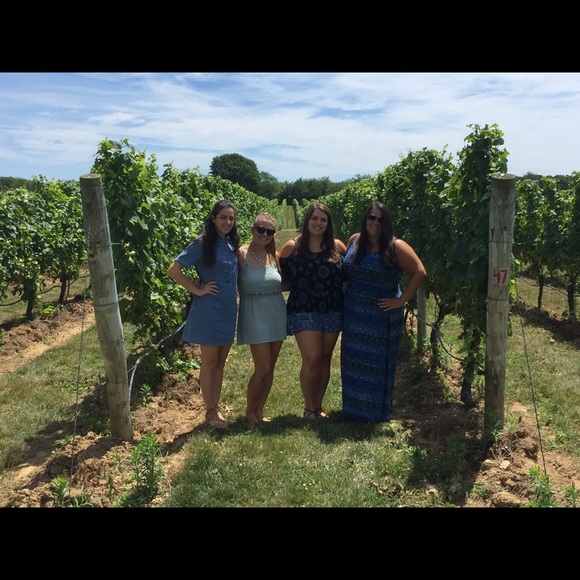 Meet your Posher, Marianna - Picture 1 of 1