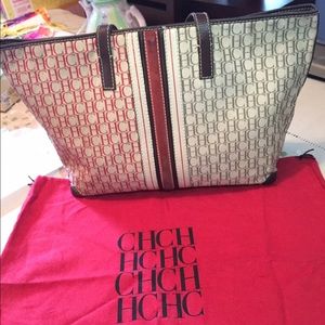 Carolina Herrera tote bag.