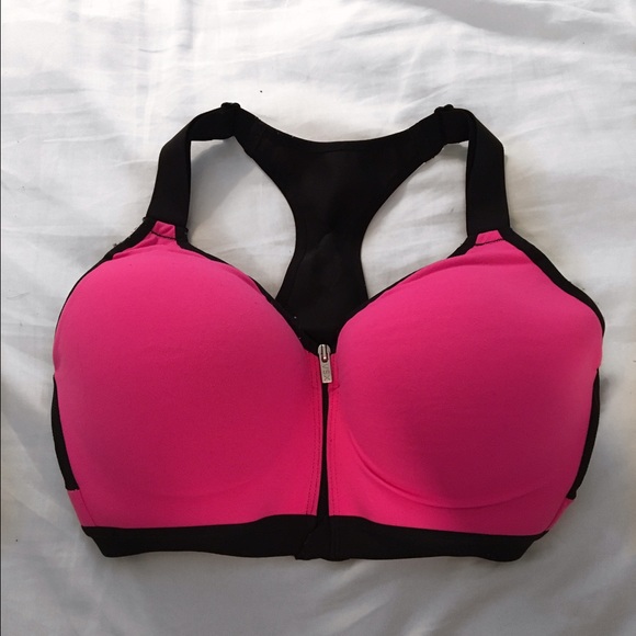 NEW VICTORIAS SECRET SPORTS BRA😍😍