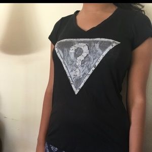 Guess Shirt with logo