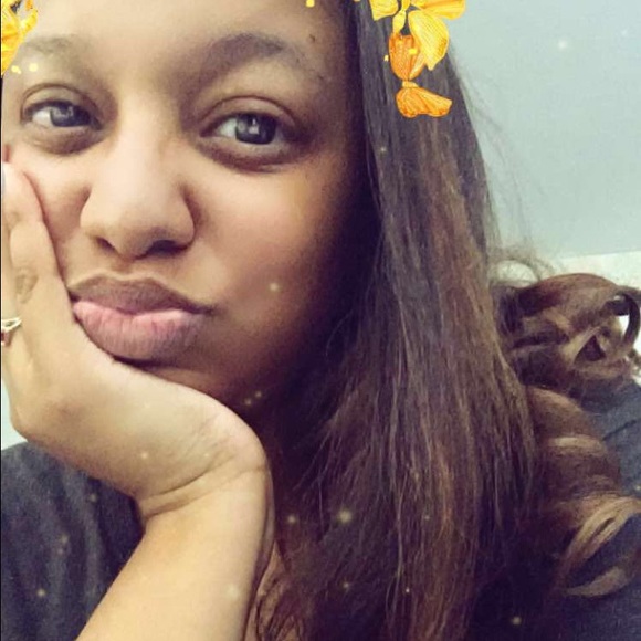 Meet your Posher, Bianca - Picture 1 of 1