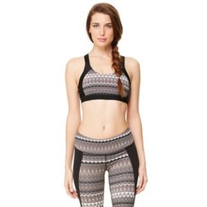Alo Yoga Illusion 3 Arctic Viridian Black Leggings