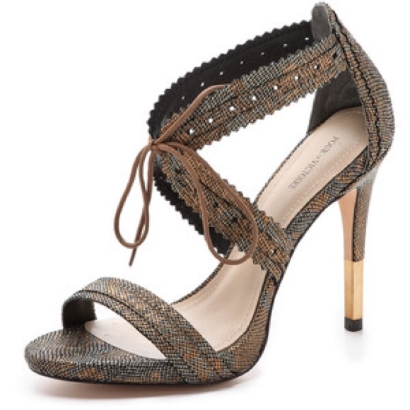 Pour La Victoire Shanna Brass Leather Heels