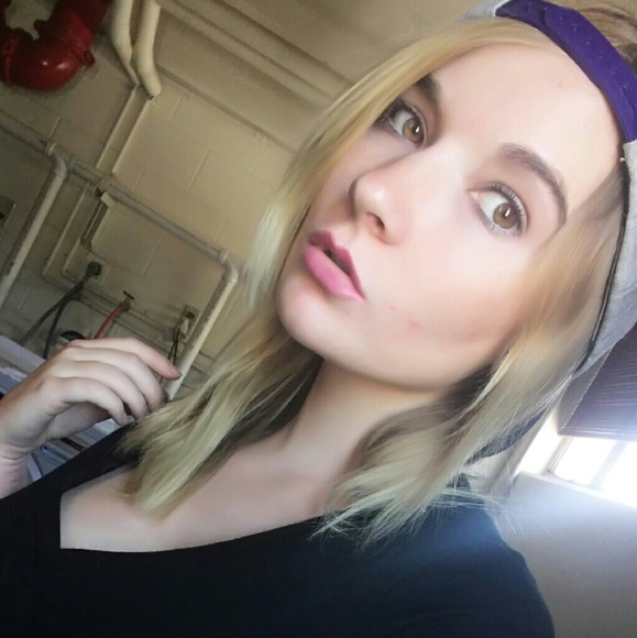 Meet your Posher, Kaitlyn