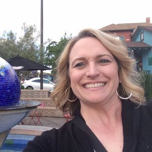 Meet your Posher, Amy