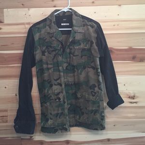 SALE Camo cargo jacket