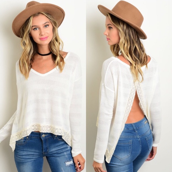 Boutique Sweaters - 🎉CLEARANCE🎉 Ivory Long Sleeve Slit Back Sweater