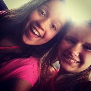 Meet your Posher, Ana brenda