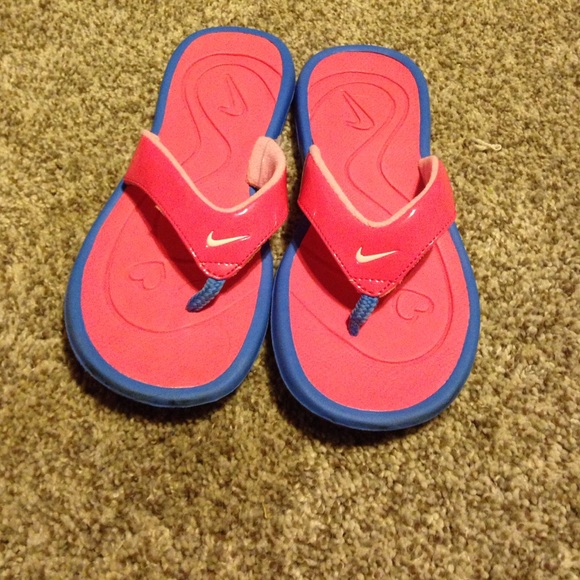 Nike Flip Flops