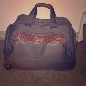Tommy Bahama rolling duffle bag *carry on*