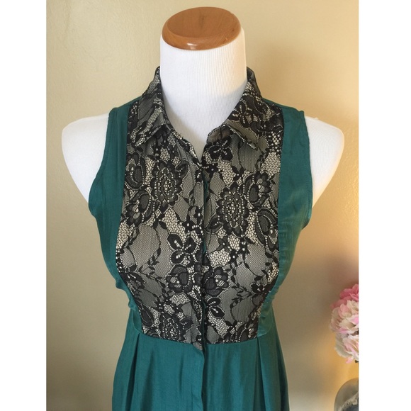 REMOVING TONIGHT! Green Satin & Lace Dress - Picture 3 of 4