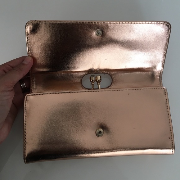 Wallet - Picture 3 of 4
