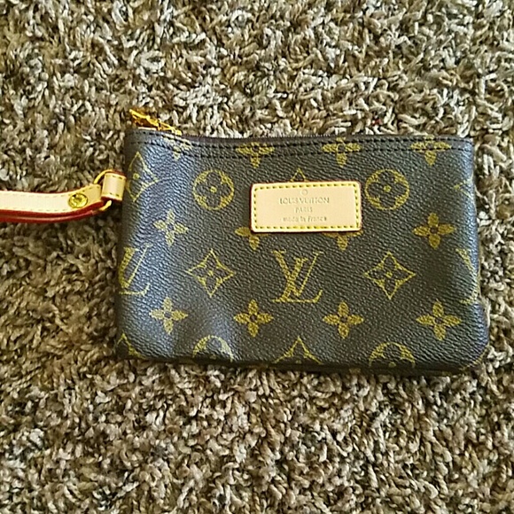 Louis Vuitton wristlet