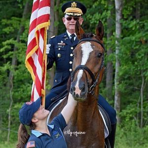 Meet your Posher, Leeann