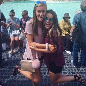 Meet your Posher, Abbie