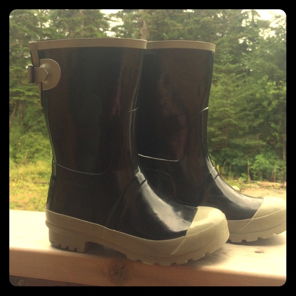 Classic Short Black Rain Boots