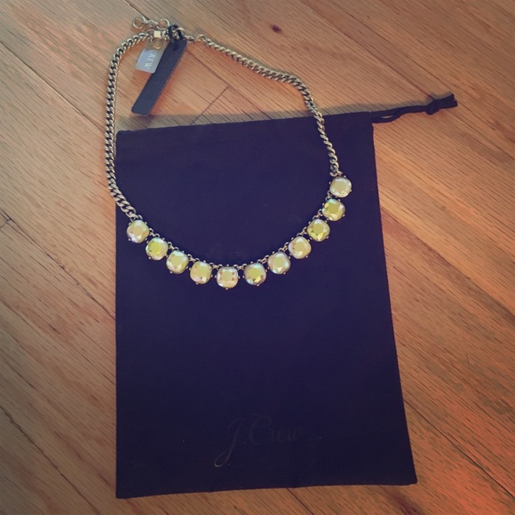 Beautiful statement necklace - Picture 1 of 2