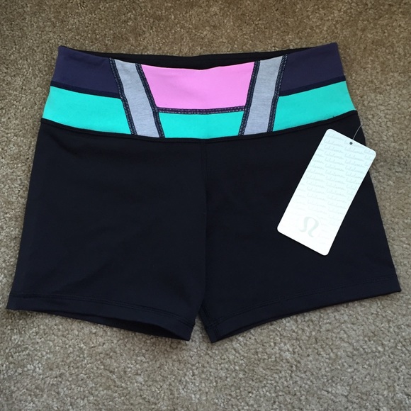 Lululemon Groove Short