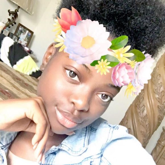 Meet your Posher, Kiara