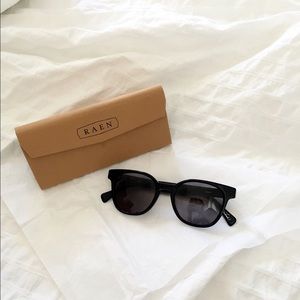 *HOLD* NEW Raen Squire Sunglasses