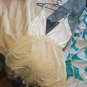 Lacy cream White romper💗