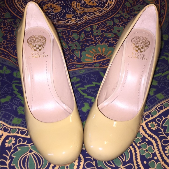 tan shiny low heels!