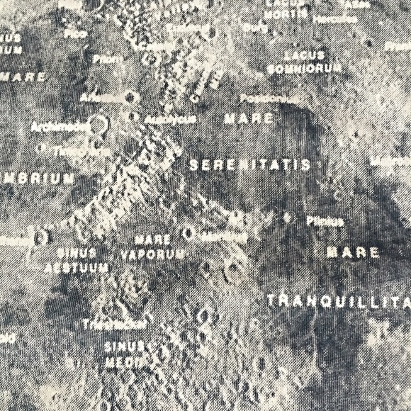 Soft long sleeved Celestial Grey Wash Tshirt Small - Picture 3 of 4