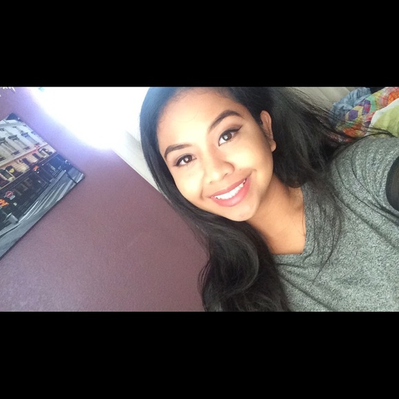 Meet your Posher, Marielle