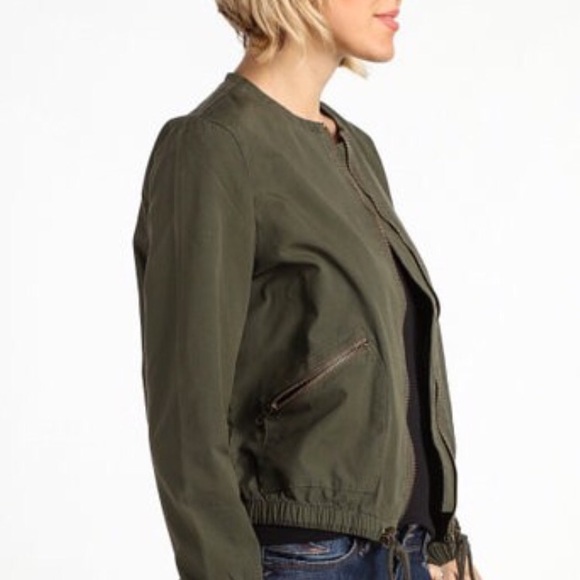 Utility Style Jacket - Picture 2 of 3