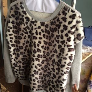 Leopard print crewneck