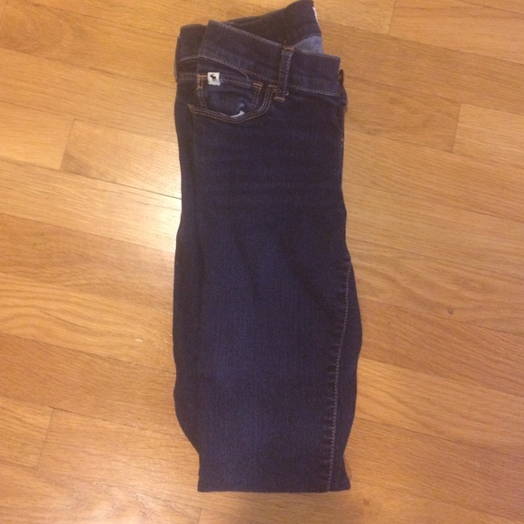 Dark wash skinny jeans