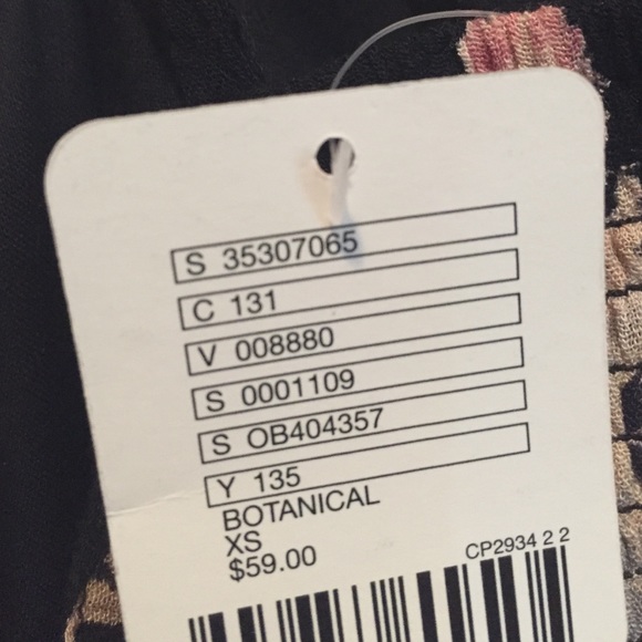 Urban outfitters floral romper - Picture 3 of 3