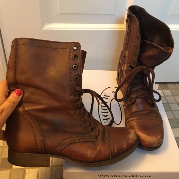 Steve Madden combat boots! - Picture 2 of 4