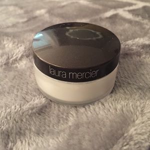 Laura Mercier Secret Brightening Powder
