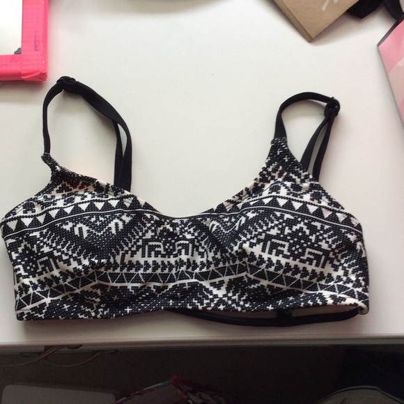 Black and white bathing suit top