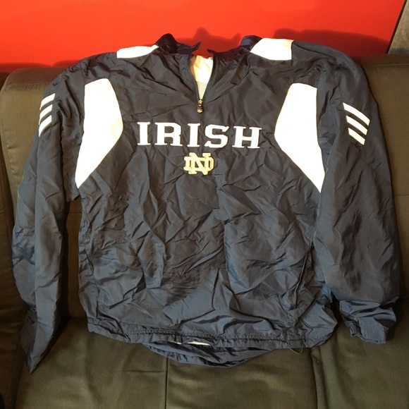 Norte Dame Fighting Irish Windbreaker size M