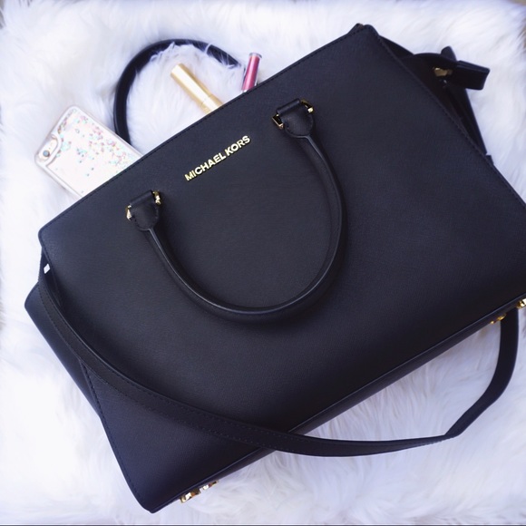 👛MICHAEL KORS BLACK SELMA👛
