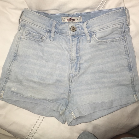 Hollister high waisted shorts