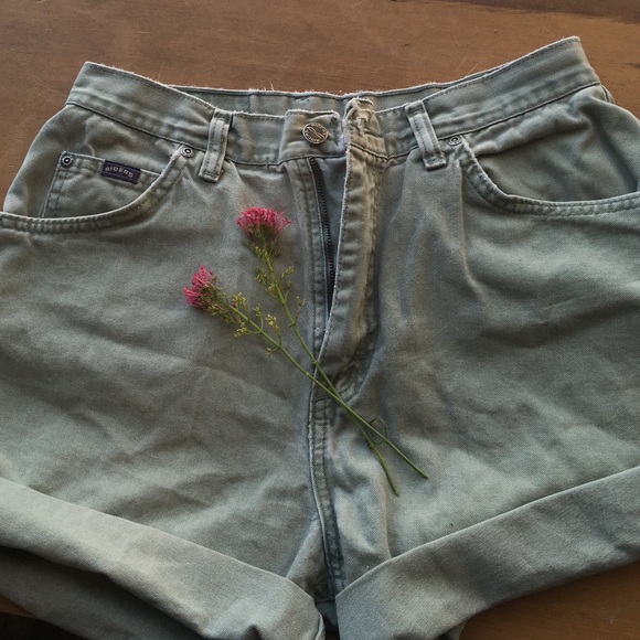 Green High-Waisted Riders - Picture 2 of 3