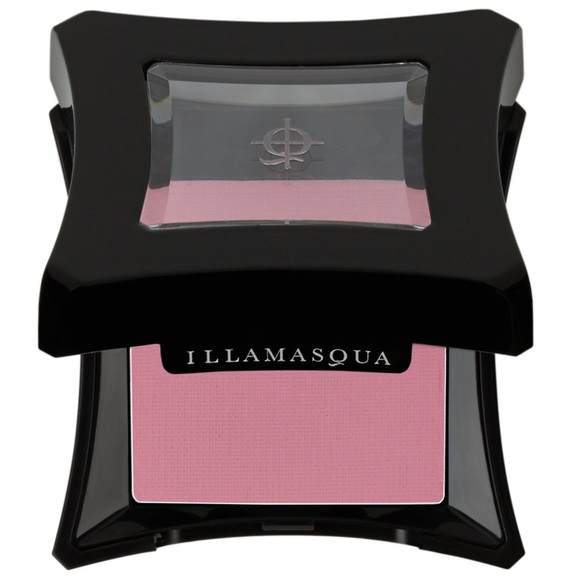 Illamasqua powder blush in Nymph