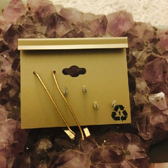 Earring set - Picture 2 of 2