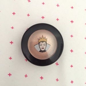 MAC eyeshadow villain collection