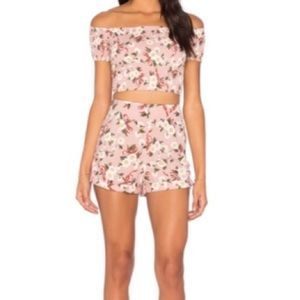 • two piece set •