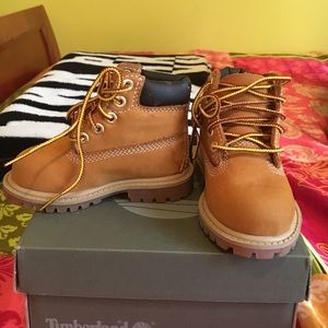 Size 5 (toddlers) timberland boots