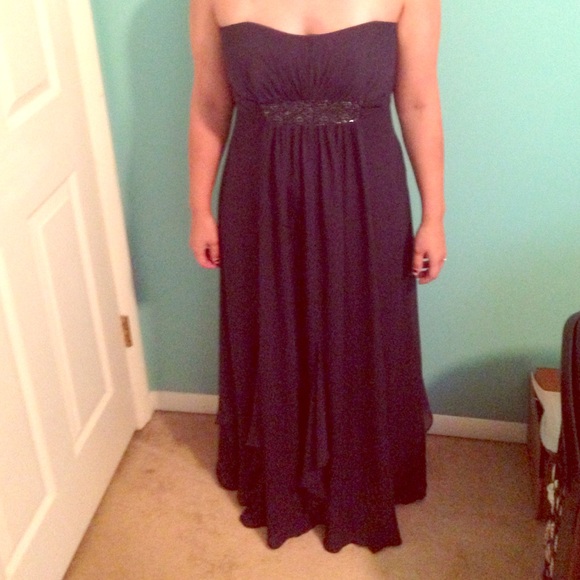 Navy blue gown - Picture 1 of 4