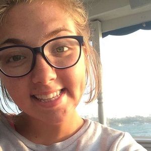 Meet your Posher, Alethea