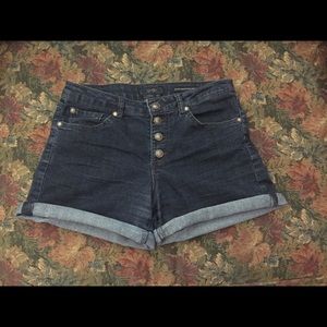 Jessica Simpson Highwaisted Shorts