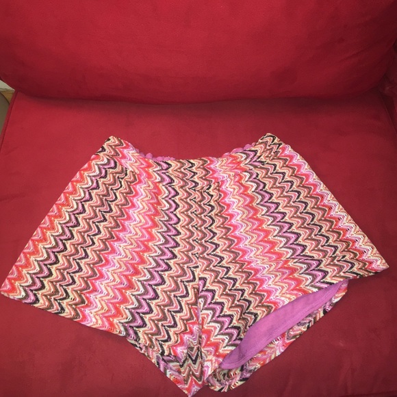 Jessica Simpson Short Set - Picture 2 of 3